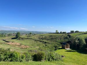 Photo 30- click for photo gallery